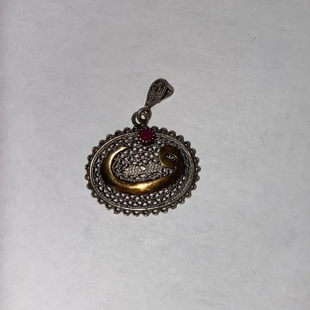 Ring - Picture 8 of 8